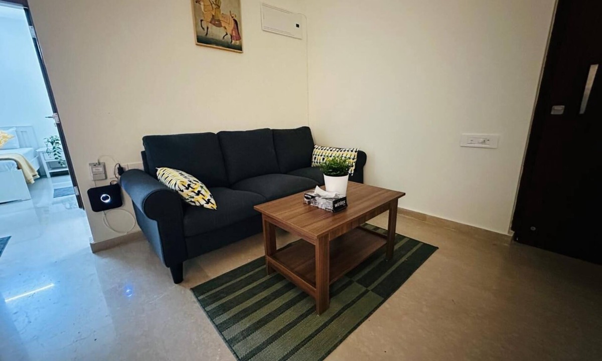 Malad East Apartment | 1BR Service apartment 2002 Malad by Florastays