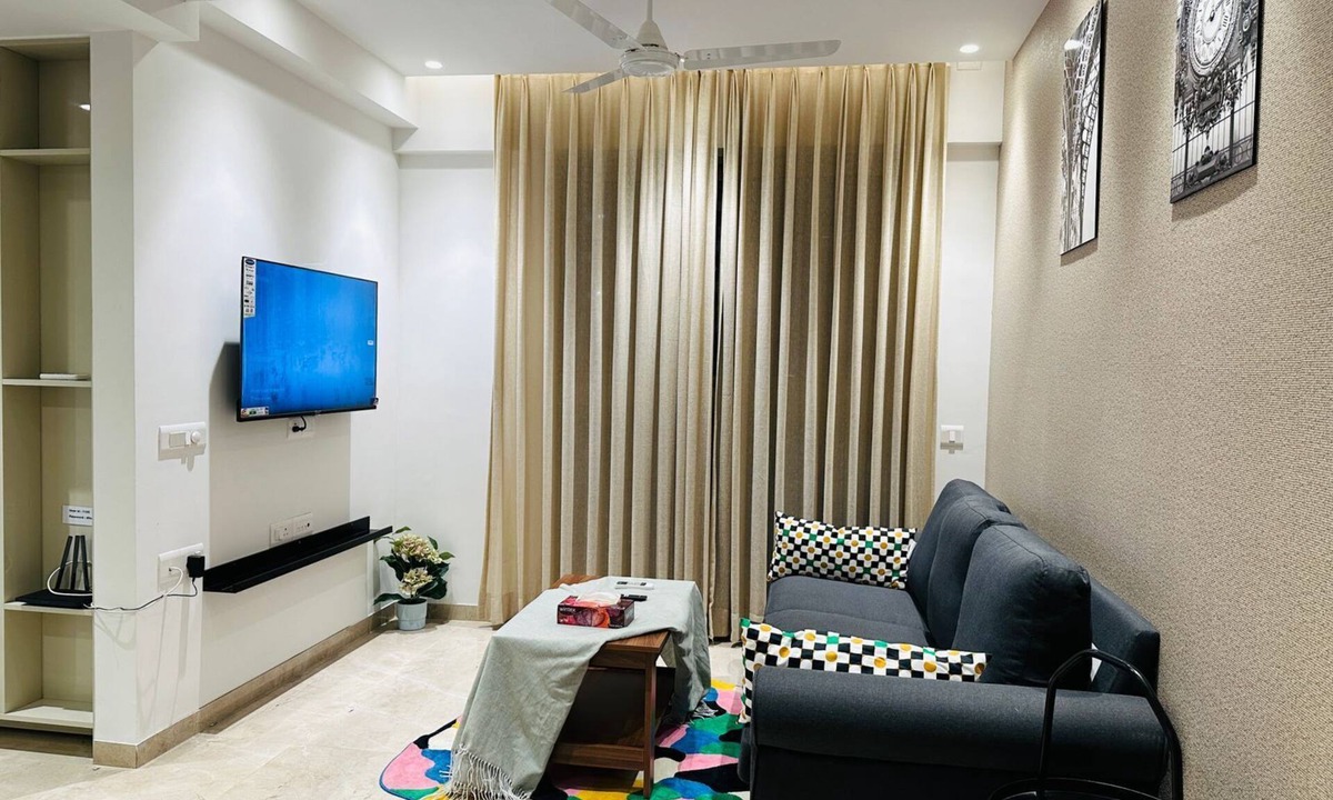 Hiranandani Gardens Apartment | 1BR Service Apartment A - 1105 Powai By Florastays