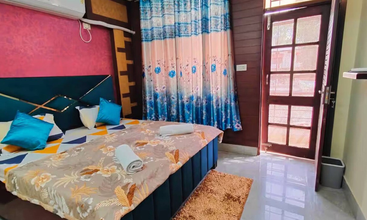 Mayapur Apartment | 3BHK Homestay Near Ganga Ghat – Char Dham Base Haridwar