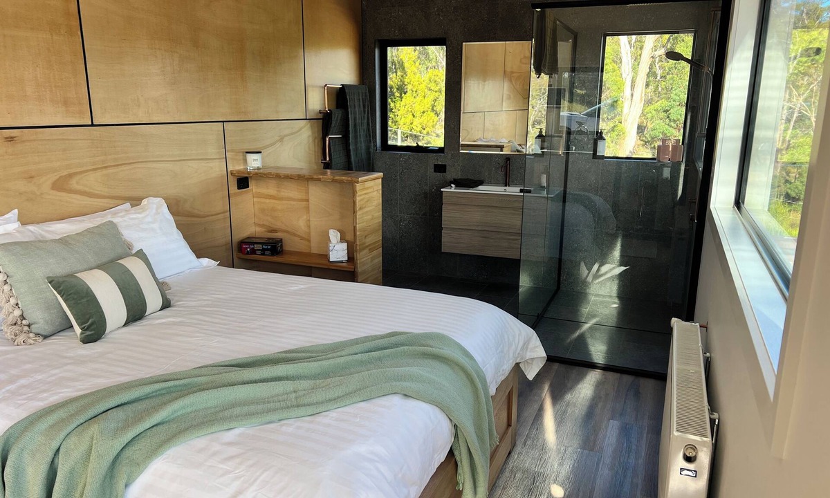 Launceston Cabin | Absolute Bush Retreat in Launceston, secluded studio