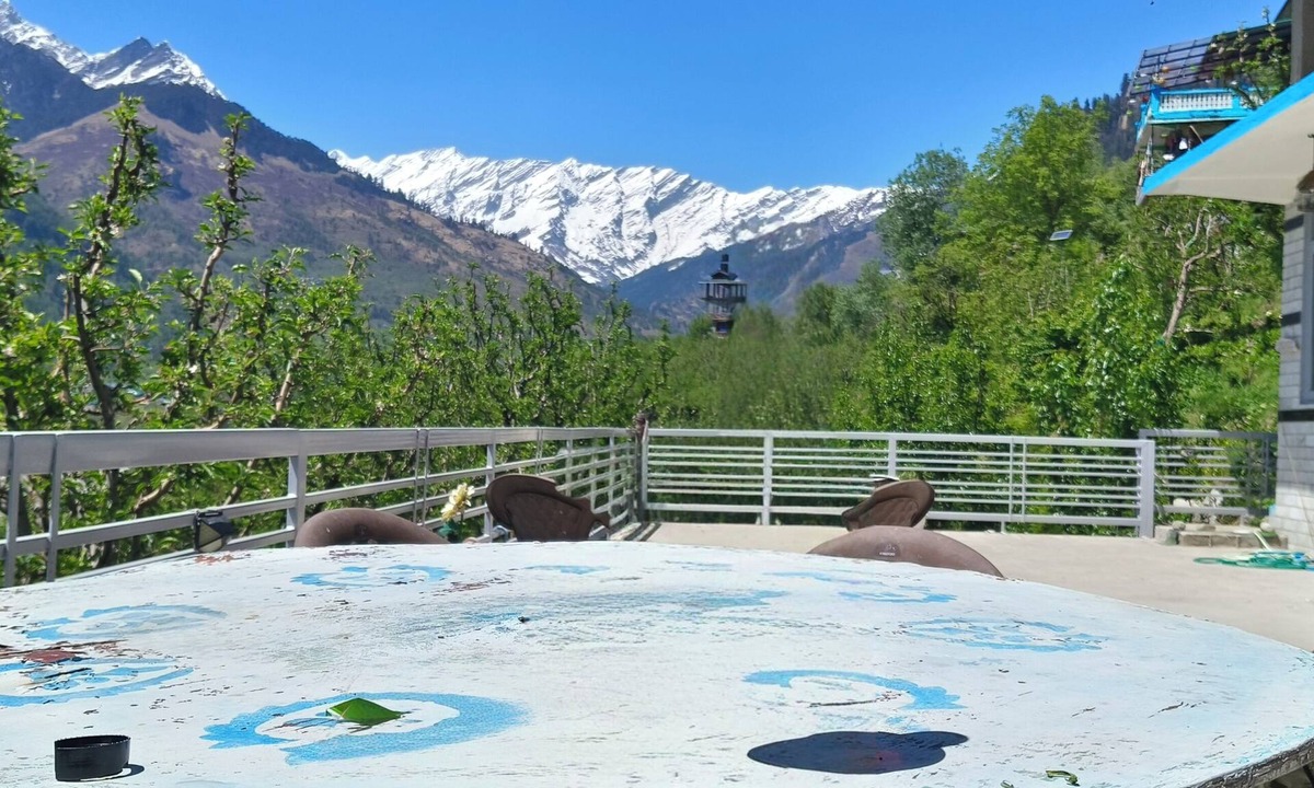Bashisht House | Adorable 4-bedroom farmhouse in charming Vashist perfect for relaxing