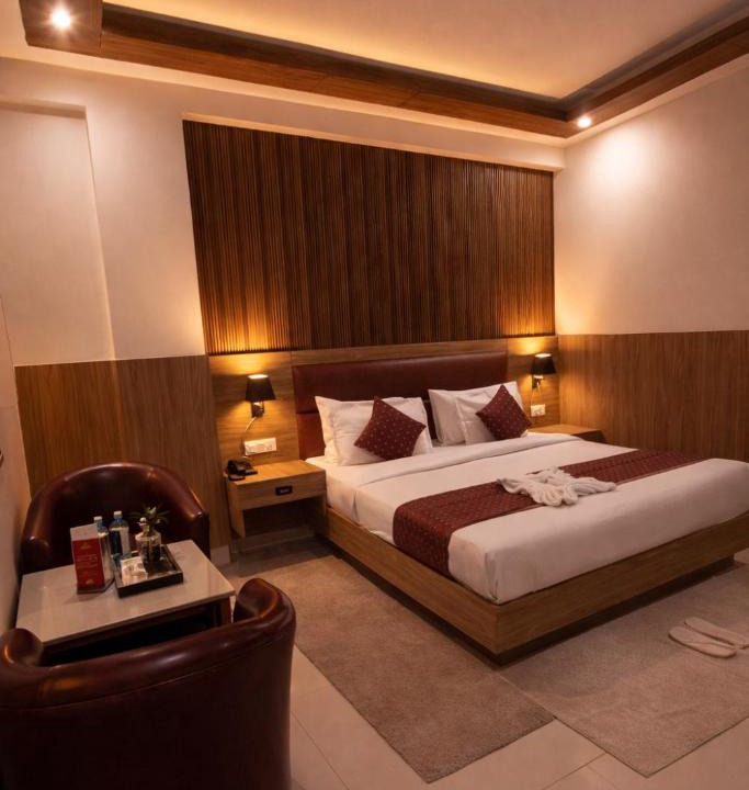 Aerocity Hotel | Airport Hotel Vella VILLA By Corporate Group Delhi IGI Airport Terminal 3 With Free Airport Pickup