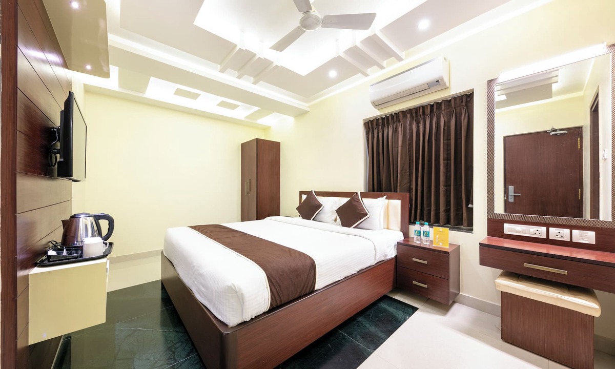 Triplicane Hotel | AL NOOR PALACE BUSINESS CLASS HOTEL