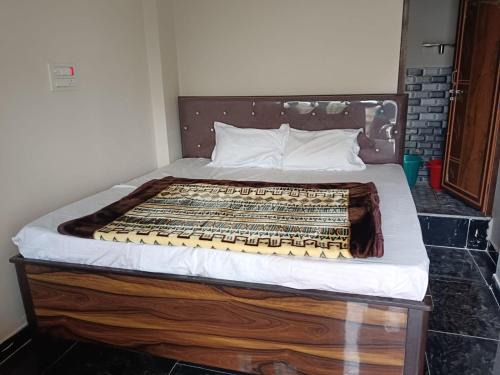 Kannauj House | Aryan Hotel & Restaurant