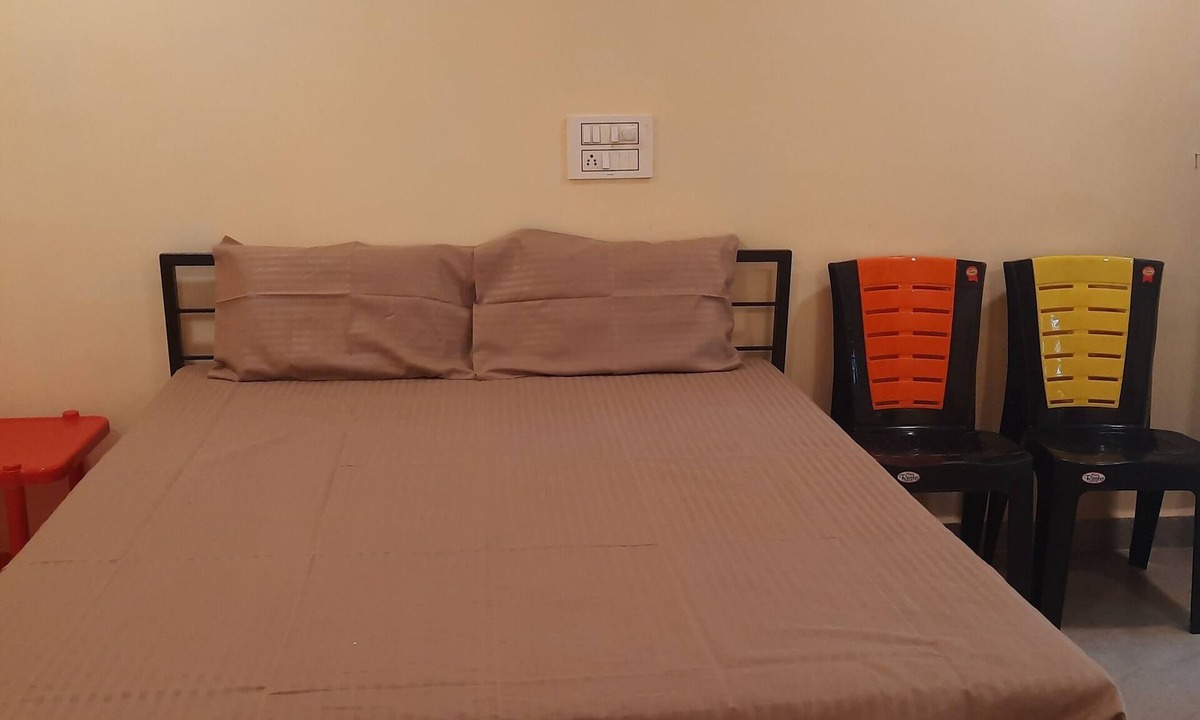 Devbag Bed & Breakfast | Athaang Seaside