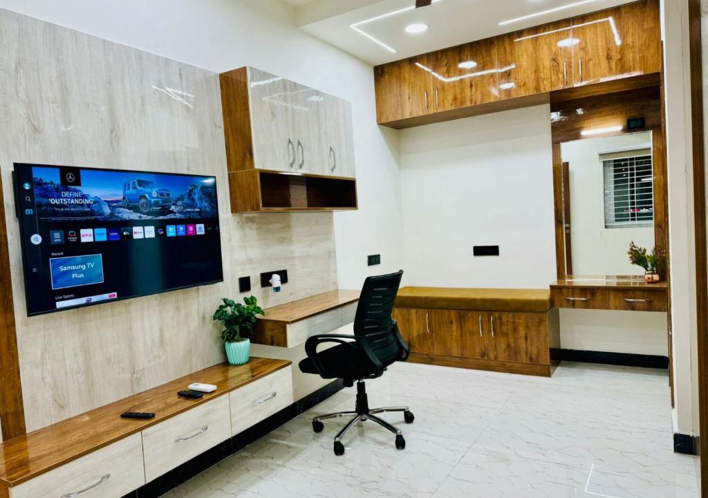 Gachibowli Apartment | BluO Penthouse Gachibowli - Terrace Plus Garden