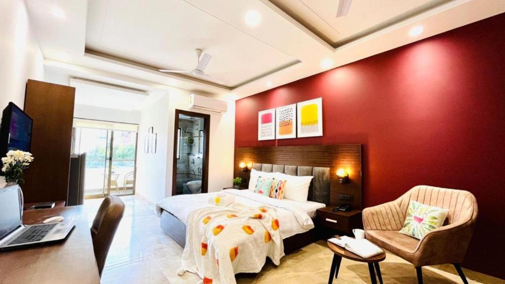 DLF Phase 3 Hotel | BluO Studio4 DLF Cybercity - Balcony, Gym TT, Lift