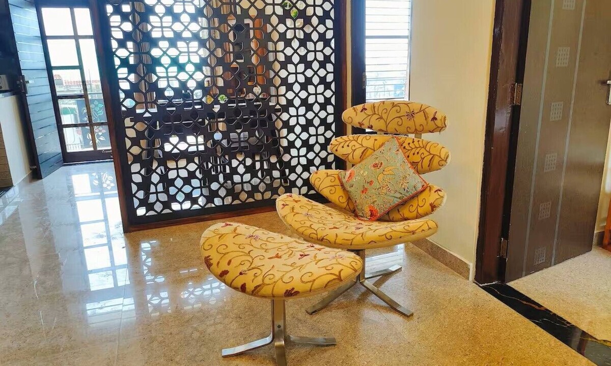 Dharamshala House | Boutique stay @ Address By The Pines, 360 valley view Rooftop, with Breakfast