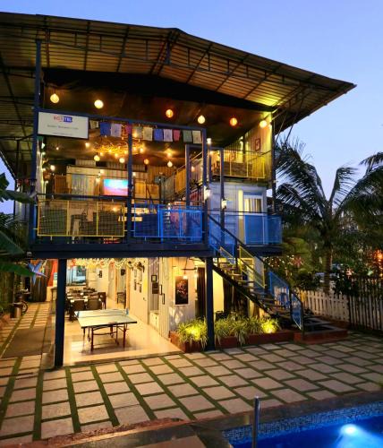 Parshwapuram Hostel | Boxtel Lonavala
