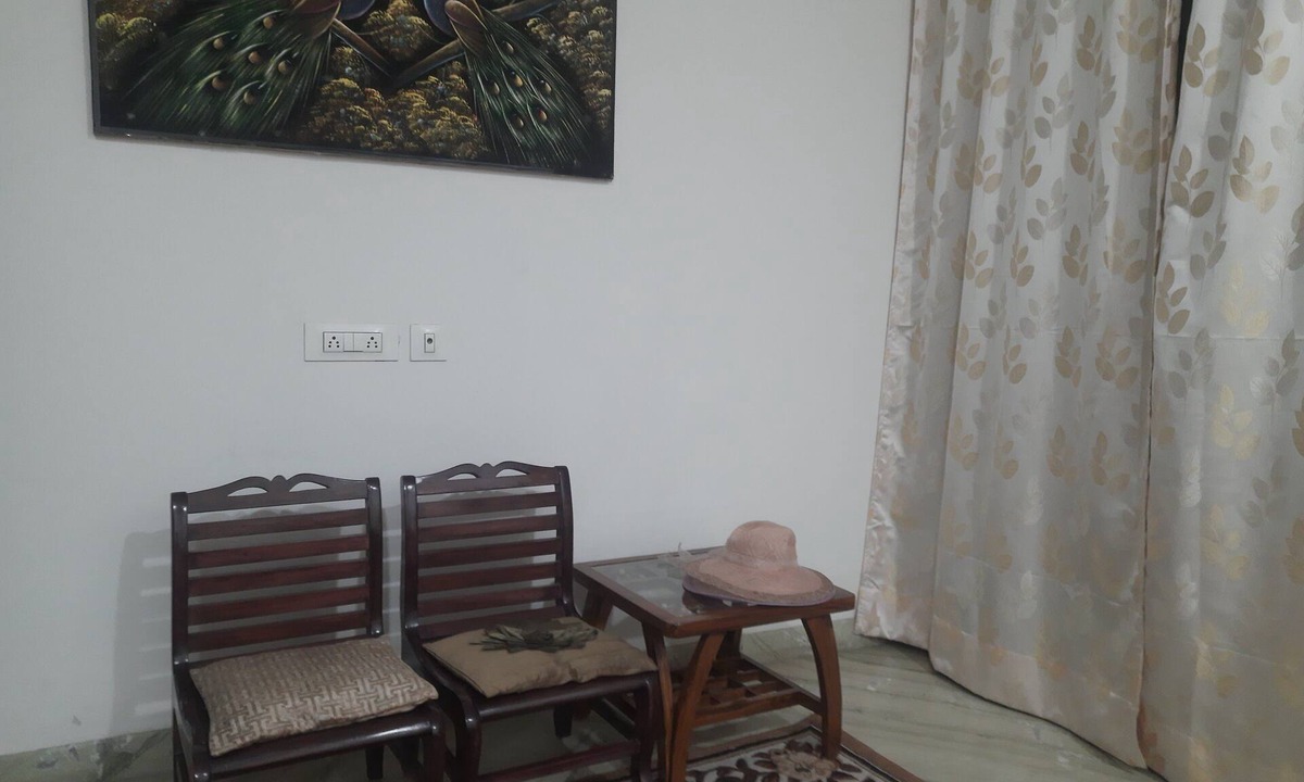 Faridabad Apartment | Breathe Fresh Air, Bask in roof top Sun next to Aravali hills