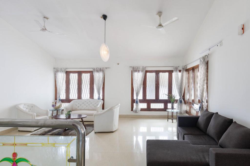 Pulikeshi Nagar Apartment | Casa Promenade by Red Olive 3BHK Frazer Town