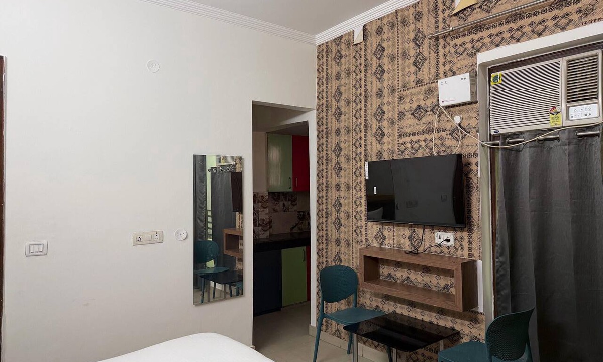 Sector 39 House | Classic Gurgaon Flora