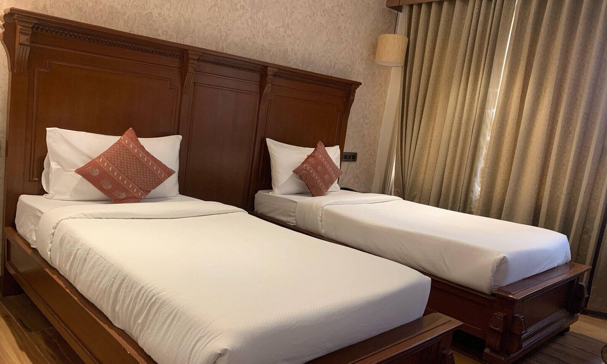 Vijayawada House | Collection Chittinagar Formerl Residency