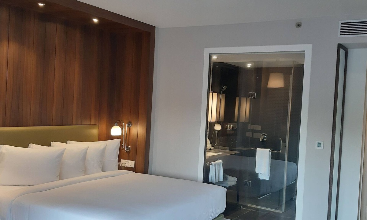 Jammu Hotel | Country Inn & Suites By Radisson Jammu