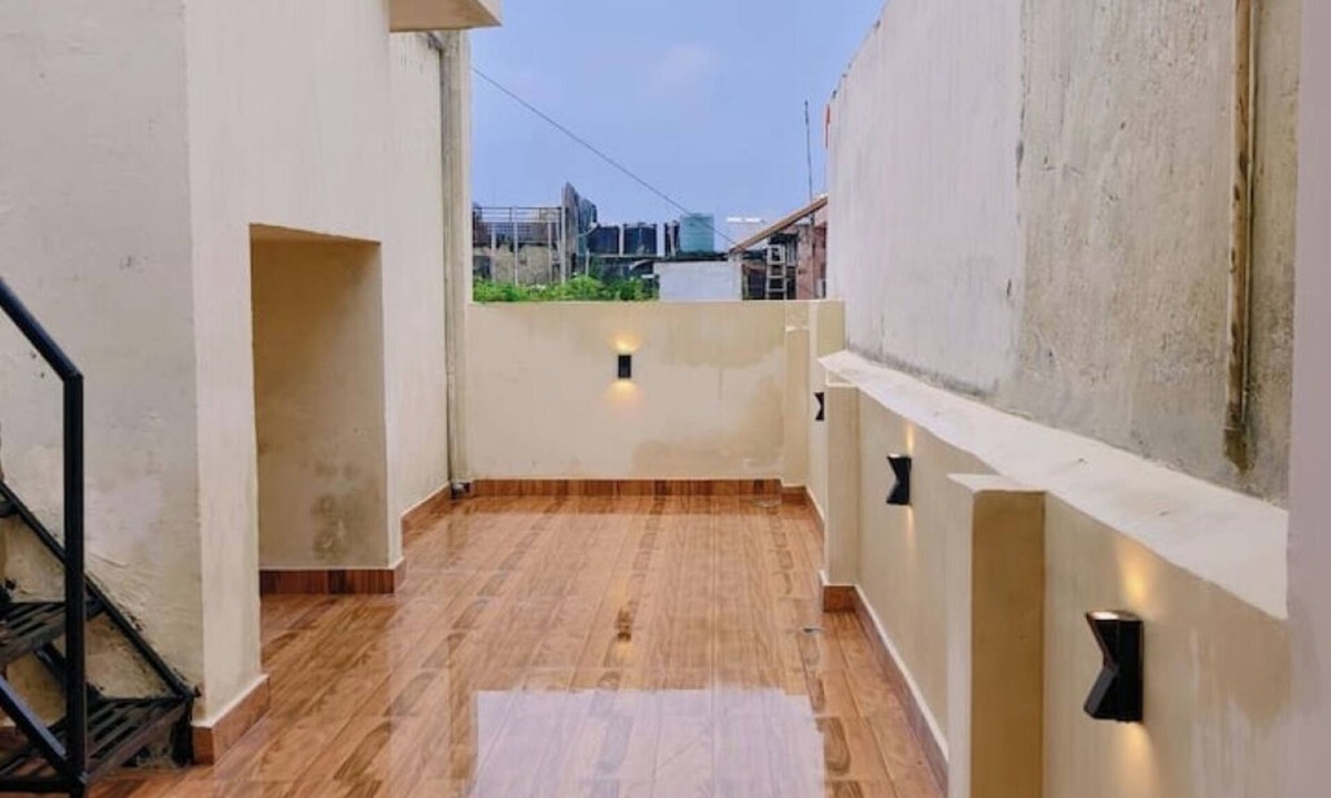 Lajpat Nagar Apartment | Cozy 2-Bedroom Retreat with Terrace in the Heart of Lajpat Nagar Market