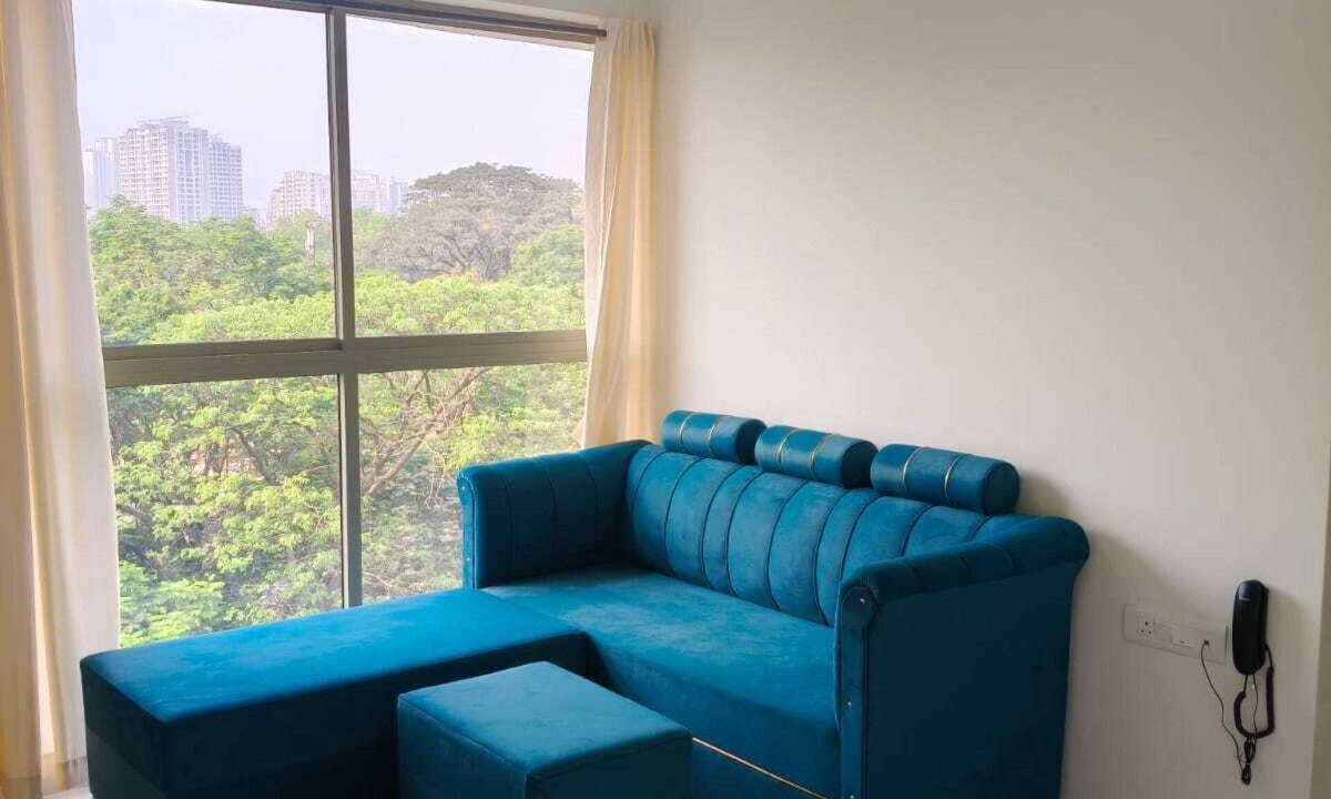 Thane West Apartment | Cozy & Modern Retreat – Perfect for Couples & Work Stays