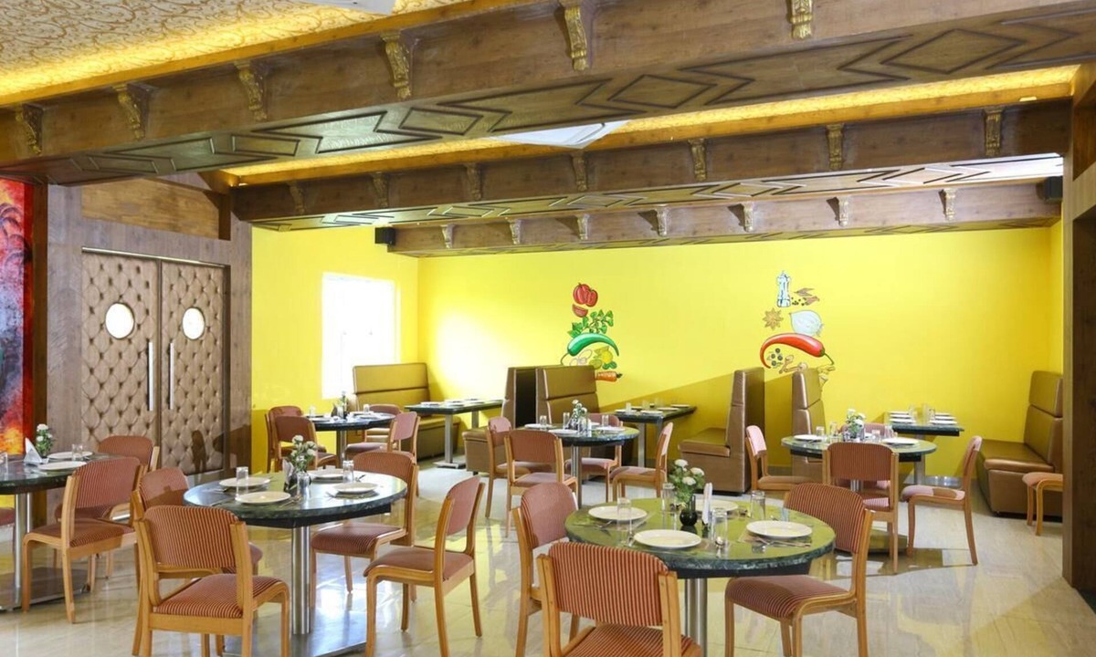 Palavakkam Hotel | Crazy Homes stay-Palavakkam,Chennai