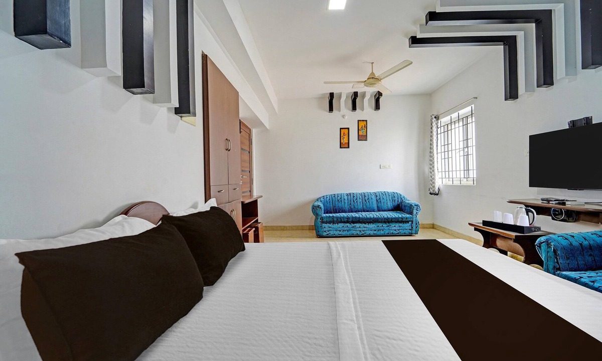 Dindigul House | Deluxe G K Building