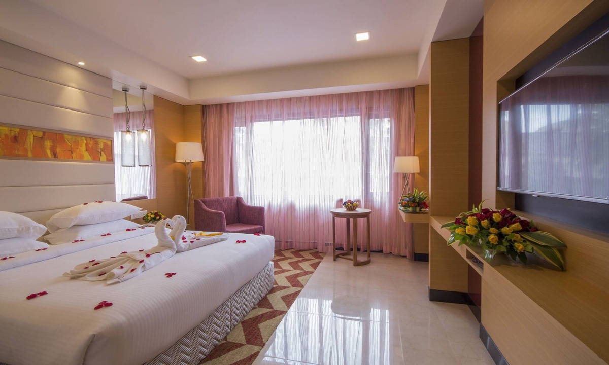 Dabagardens Hotel | Dolphin Hotel