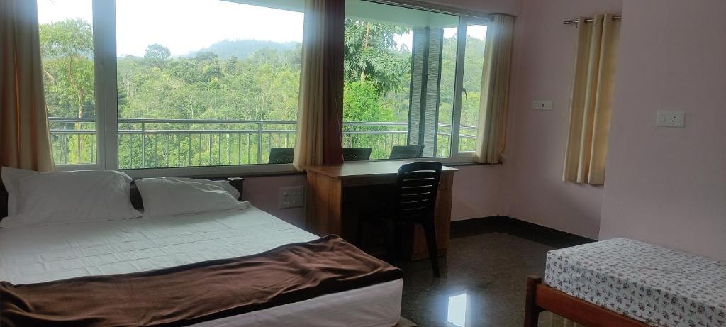 Rajakkad House | Edens Holidays Munnar