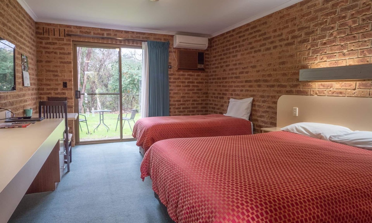 Eildon Hotel | Eildon Parkview Motor Inn. Room 2