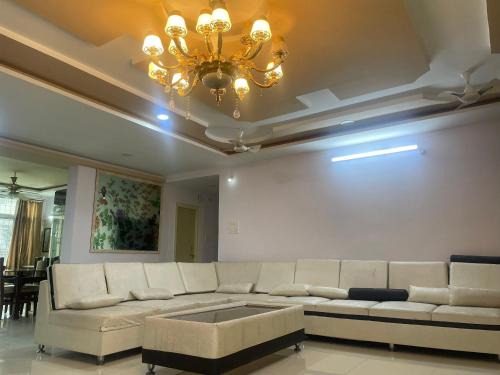 Banjara Hills Hostel | Elysium Inn