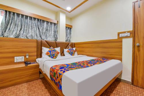 Navrangpura Hotel | FabHotel Silver Inn