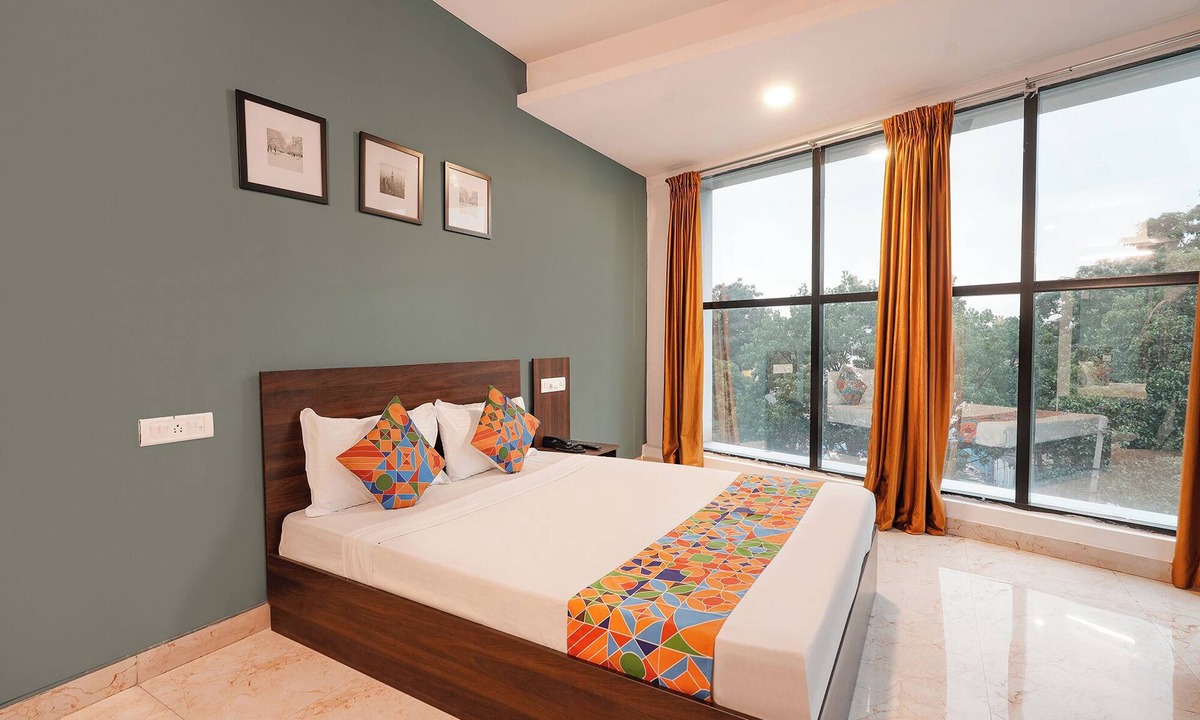 Banashankari Hotel | FabHotel Skyline - Banashankari