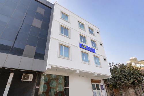 Mahipalpur Extension Hotel | FabHotel SR Stay