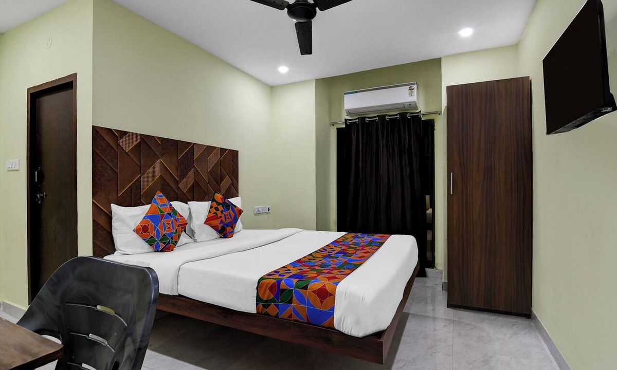 Rushikonda Hotel | FabHotel Star Light B - Nr. Rushikonda