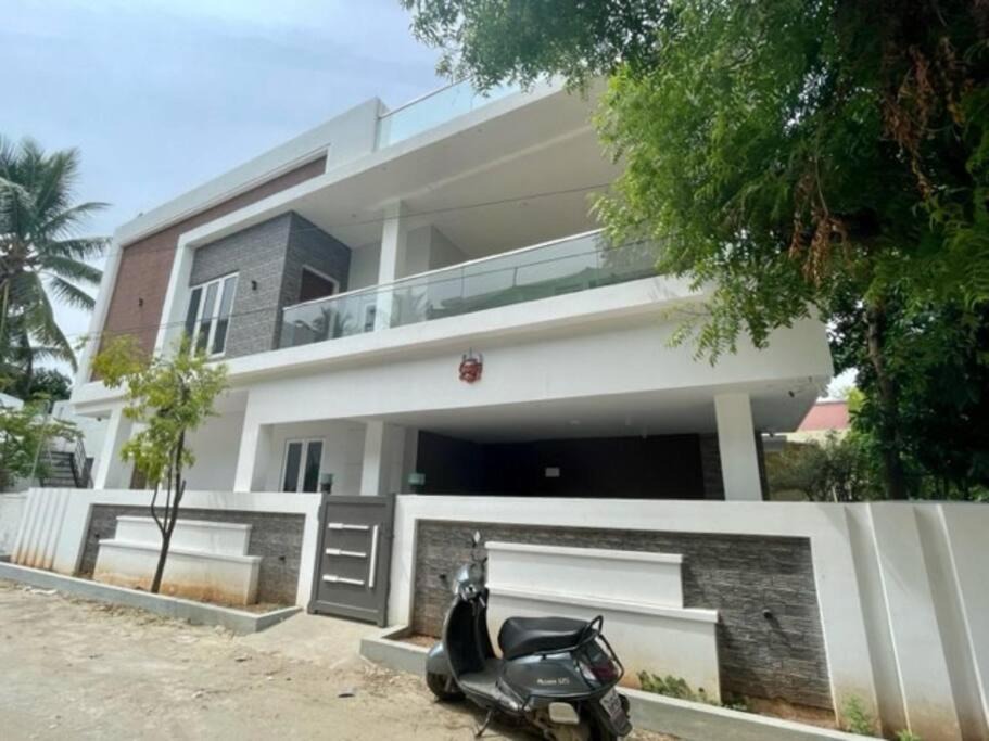 Coimbatore Apartment | First Floor Apartment in the Villa for family stay
