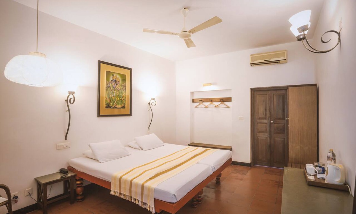 Fort Kochi Hotel | Fort House