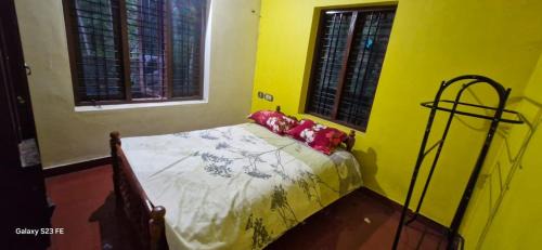 Thiruvananthapuram House | Green land