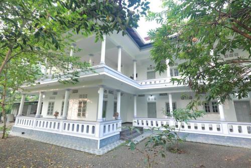Ettumanoor House | Greenhaven Homestay Villa