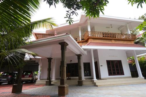 Kunnamkulam Villa | Guruvayur Nature Homestay
