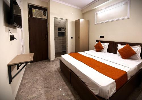 Noida Hotel | Hans Residency