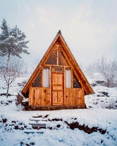 Mohal Ski Chalet | Hima 360, A Frame Cabin, Panaromic Sainj Valley Views, Bhatkanda