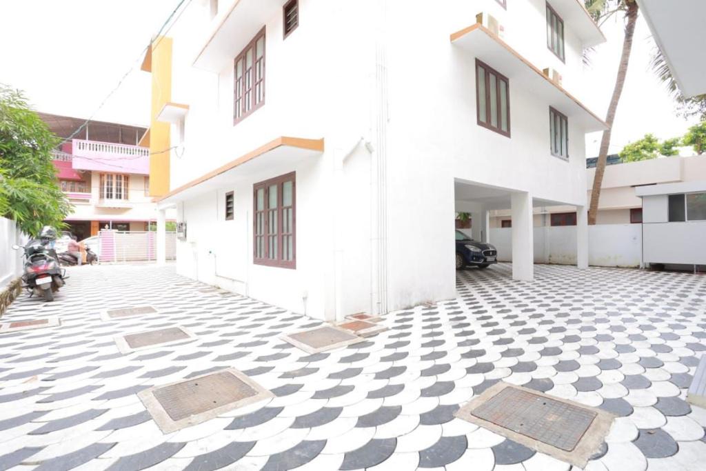 Thampanoor Apartment | Home By Heaven