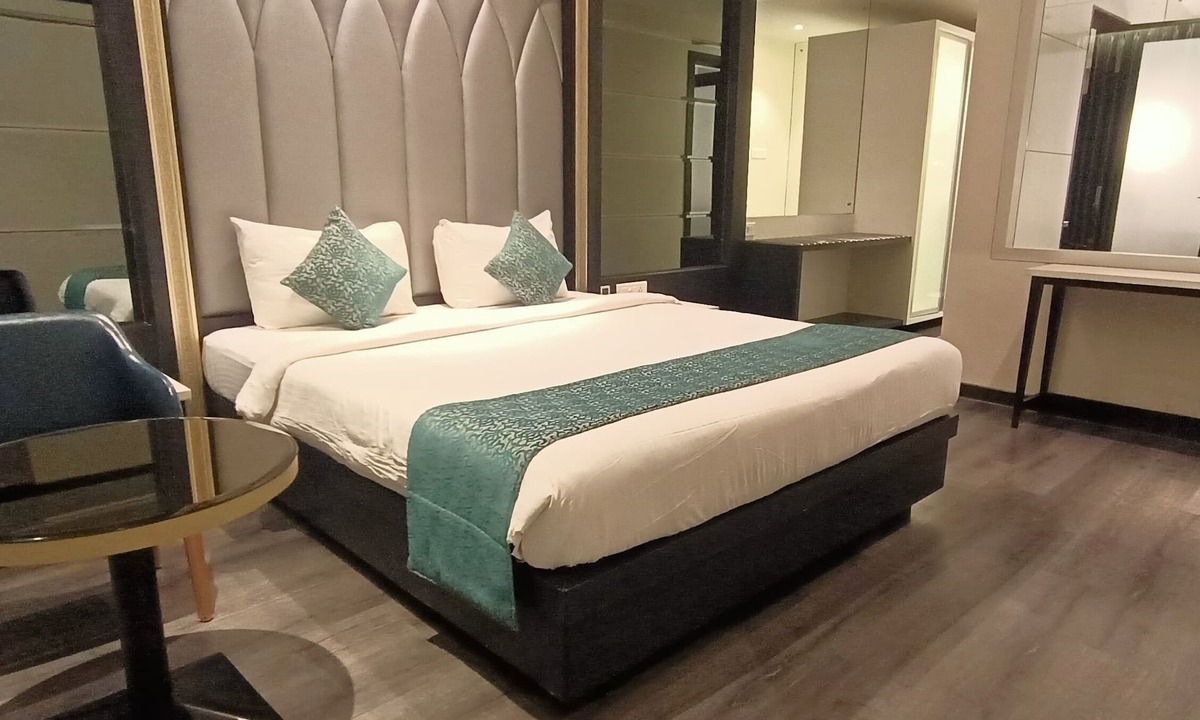 Bhiwandi Hotel | Hotel Gopalas Residency