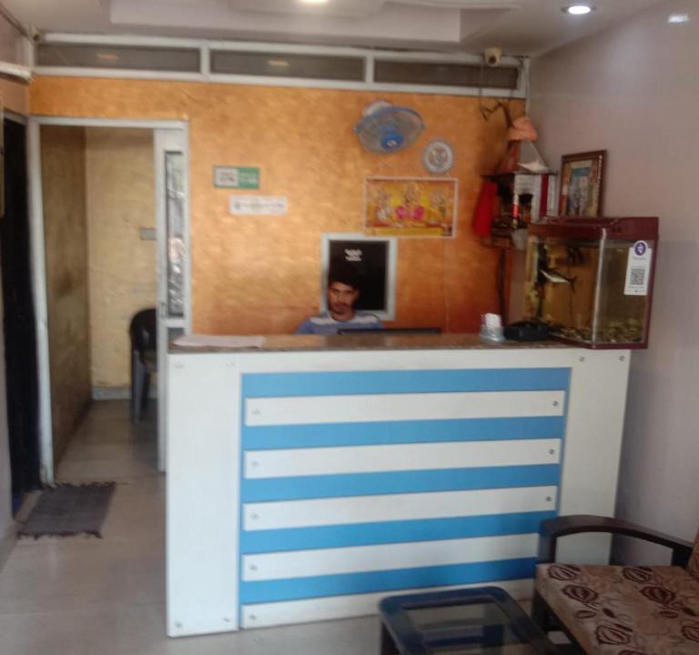 Sector 42 Hotel | Hotel Harry Sangam
