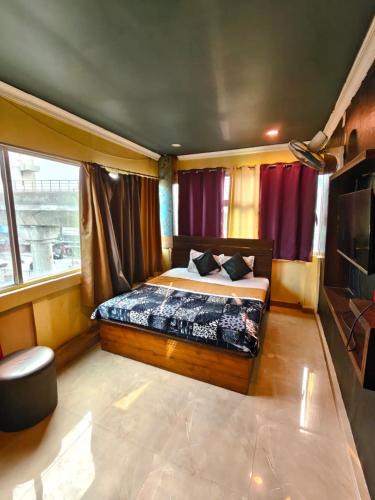 Kolkata Hotel | Hotel Heavens