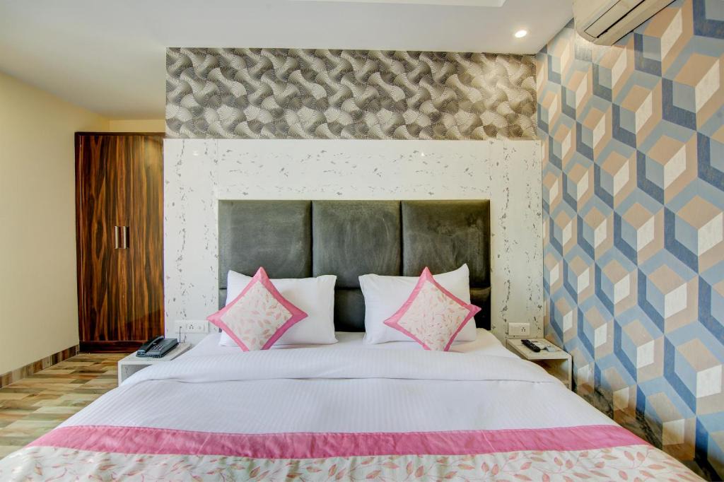 South West Hotel | Hotel Janak Amarpali