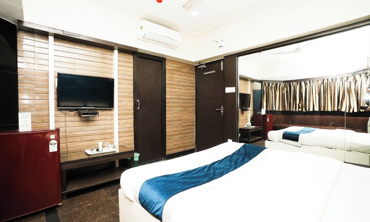 Khar Hotel | Hotel Kings Palace