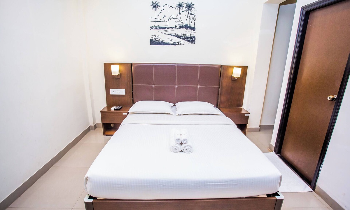 Ponda Hotel | Hotel Menino Executive