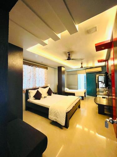 Ratlam Hotel | Hotel MK