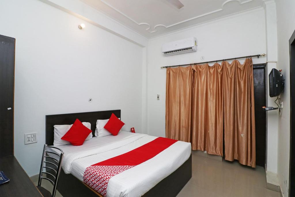 Rudrapur Hotel | Hotel O by OYO Mid Town Ojus Tower
