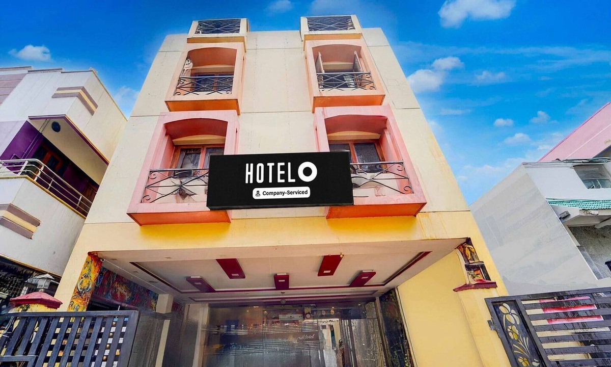 Gandhipuram House | Hotel O Coimbatore North Railway Station