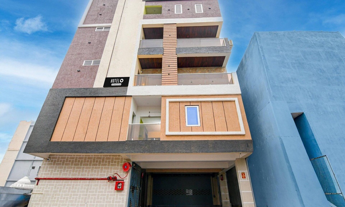 Parvathipuram House | Hotel O Parvathipuram Railway Station Road
