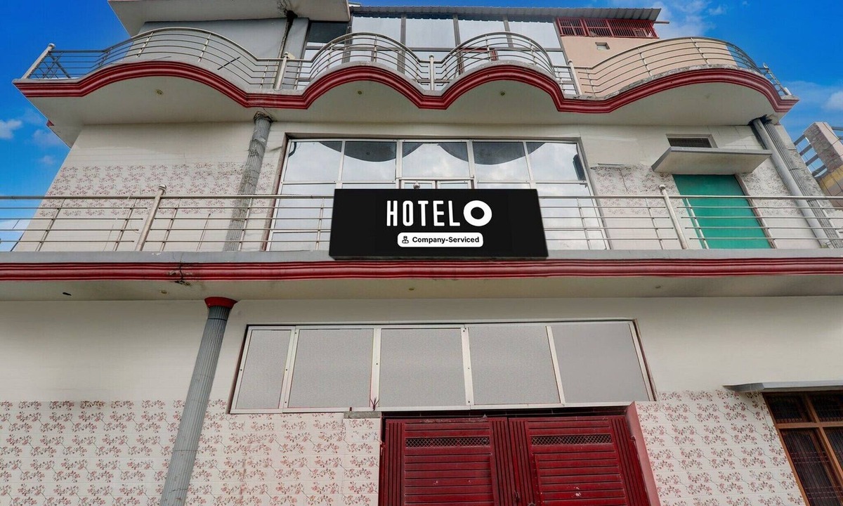 Ayodhya House | Hotel O Saryu Ghat Formerly Balaji Palace