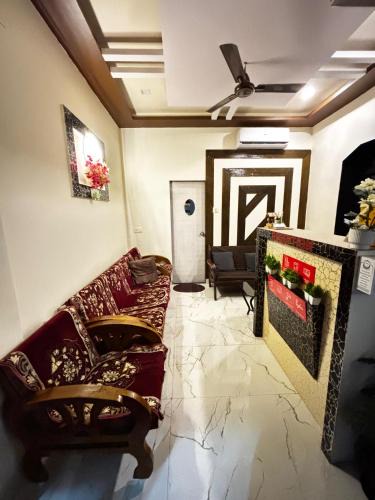 Mahabaleshwar Hotel | Hotel Savairah Palace